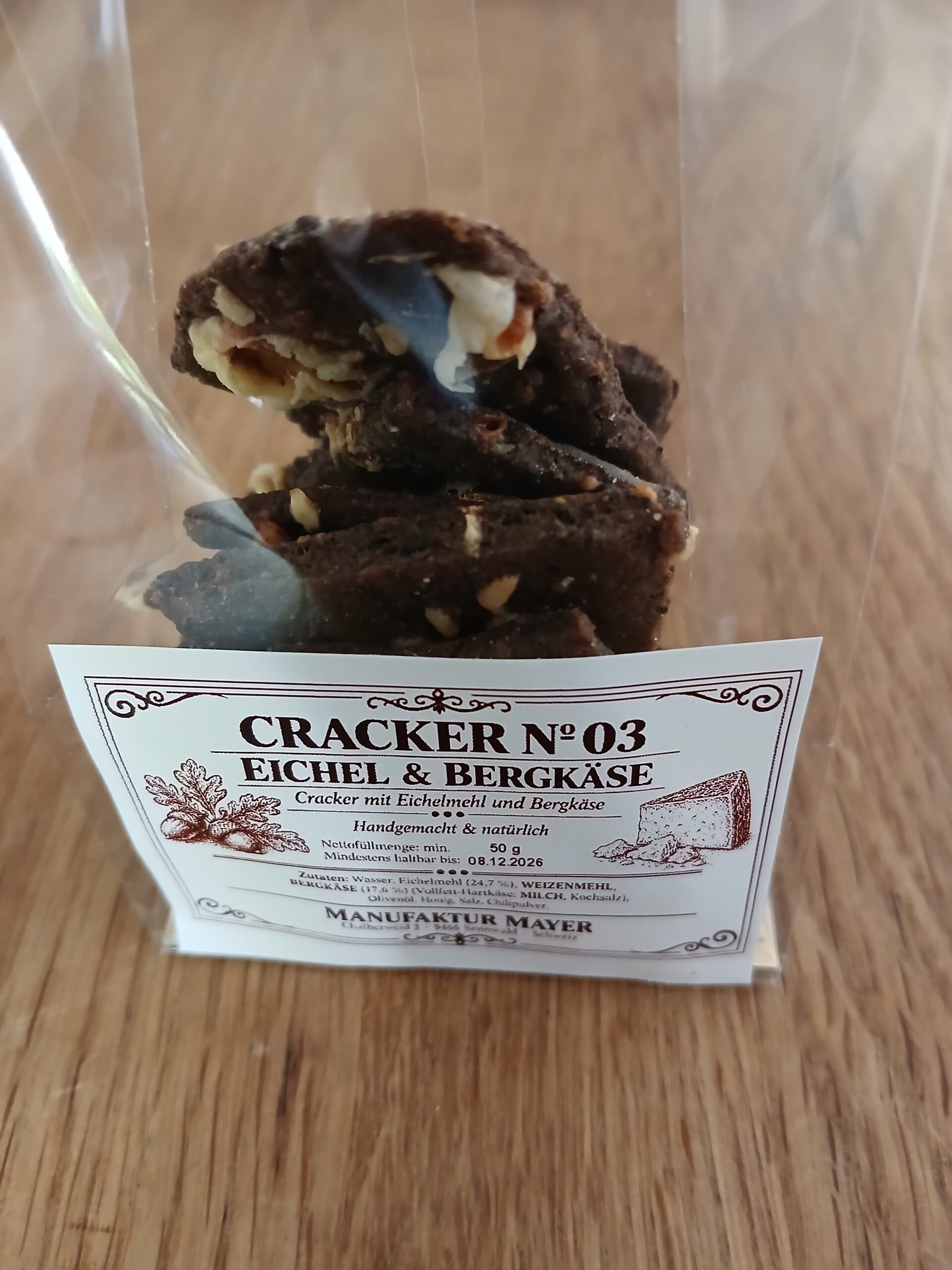 Cracker 03